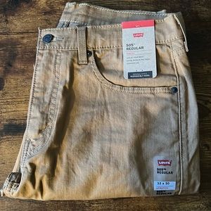 Men’s Levi’s pants